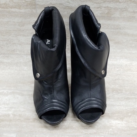 ALDO | Black Booties - Picture 4 of 8